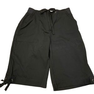 Studio Works Black Capri Relaxed Fit‎ Shorts 12